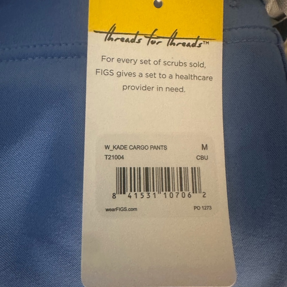 NWT FIGS Women’s Blue Cargo Scrub Pants Size M #FIGS - Picture 3 of 3
